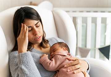 5 Tips for Managing Postpartum Emotions