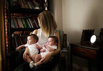 Top 10 Tips for Handling Twins or Multiples for New Parents