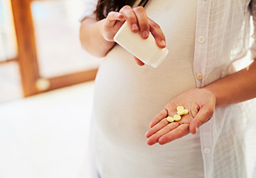 7 Benefits of Prenatal Vitamins for Expecting Mothers